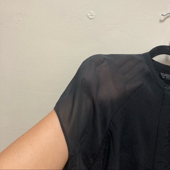 Mesh Sleeve Blouse - Picture 3 of 6